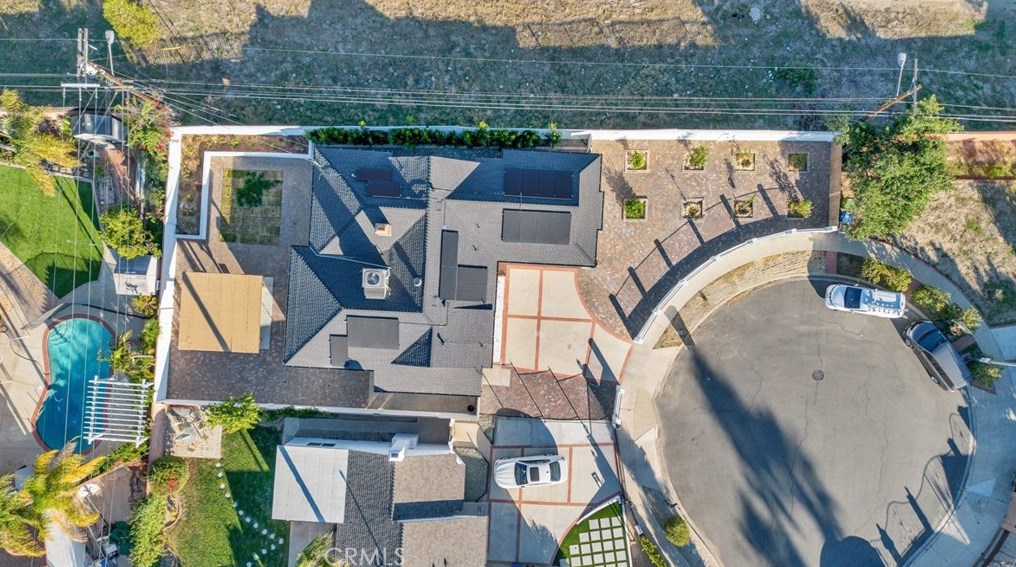 12609 Solvang St, North Hollywood CA  91605-2134 exterior