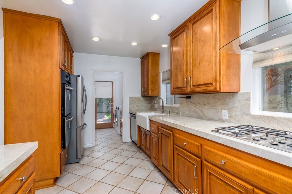 13158 Otsego St, Van Nuys CA  91423-1520 exterior