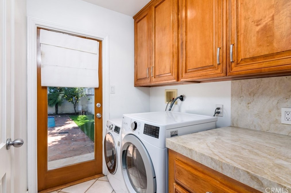 13158 Otsego St, Van Nuys CA  91423-1520 exterior