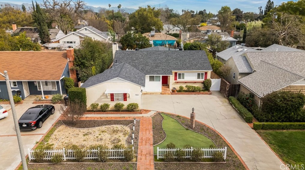 7014 Shoshone Ave, Van Nuys CA  91406-3528 exterior