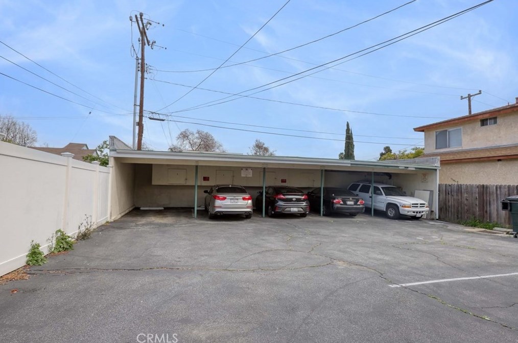 460 Vista Ave, Pasadena CA  91107-2535 exterior