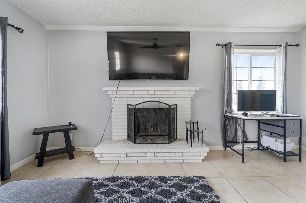 4501 Kevin Dr, Bakersfield CA 93308 exterior