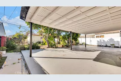 13031 S Catalina Avenue, Gardena, CA 90247 - Photo 15