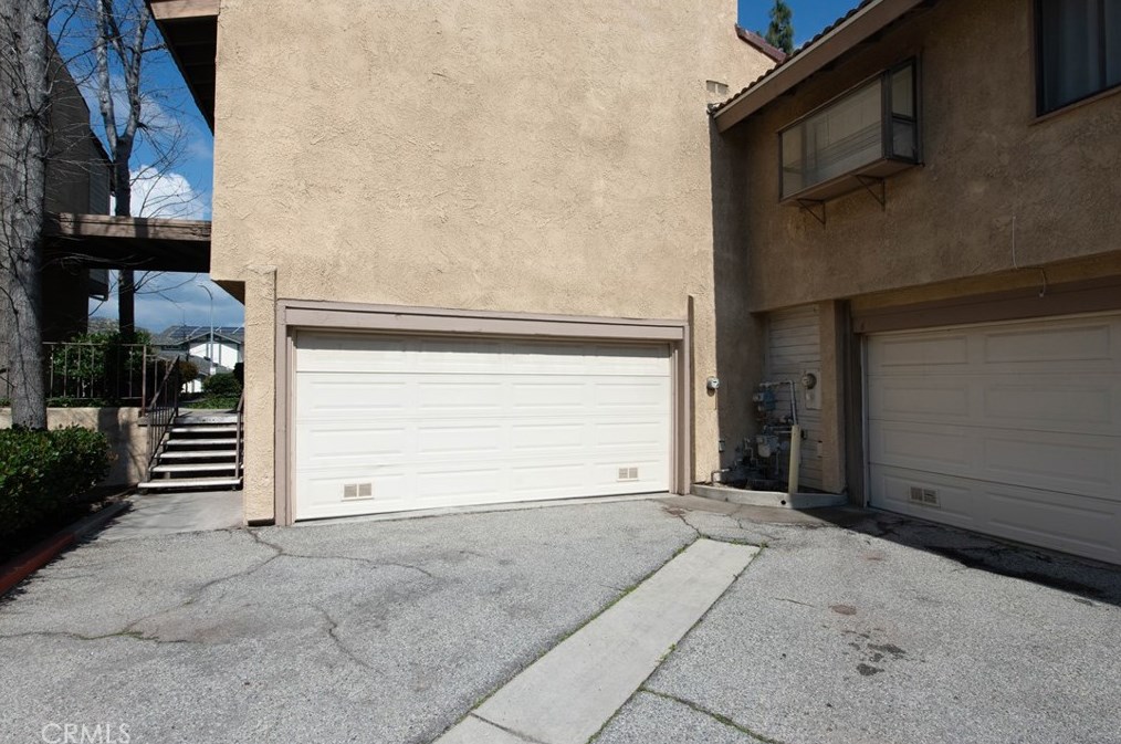 10055 Topanga Canyon Blvd, Chatsworth CA  91311-3670 exterior