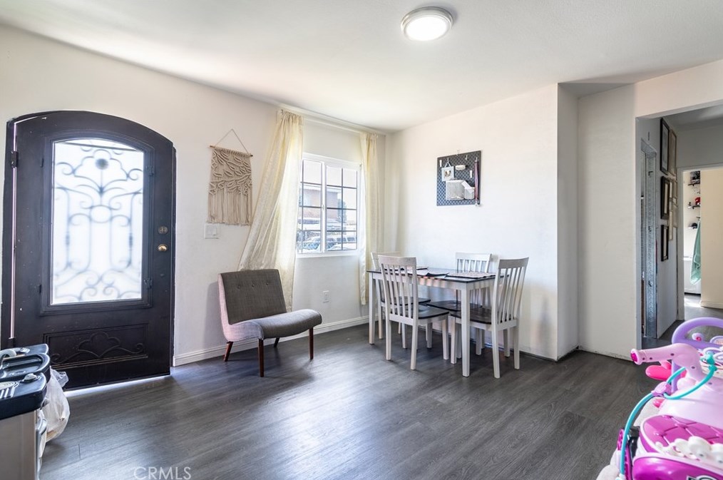 10419 Lou Dillon Ave, Los Angeles CA  90002-3751 exterior