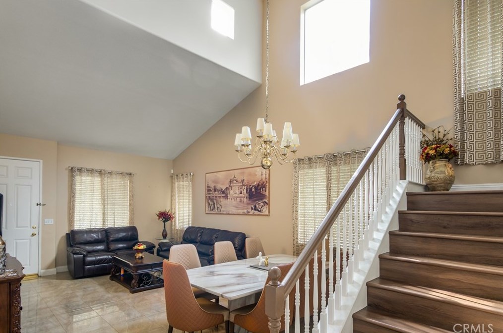 18027 Valerio St, Los Angeles CA  91335-3251 exterior