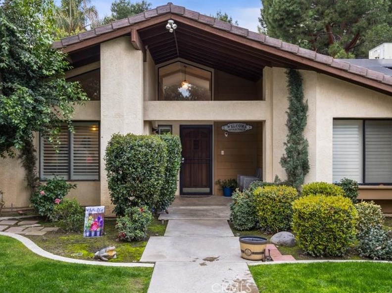 3121 Victoria Way, Bakersfield CA  93309-5371 exterior