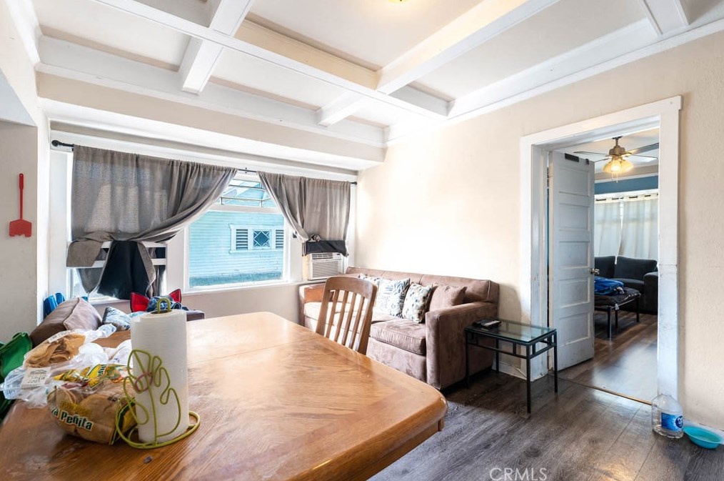 322 52nd St, Los Angeles CA  90011-4513 exterior