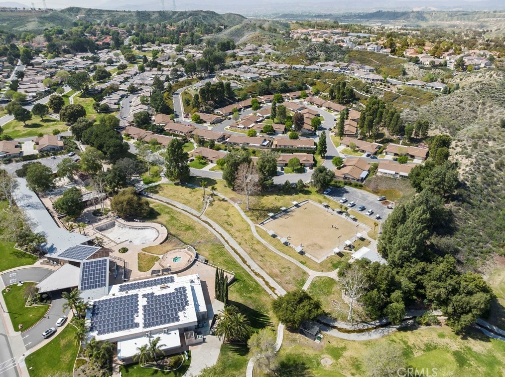 26835 Avenue Of The Oaks, Santa Clarita CA  91321-4803 exterior