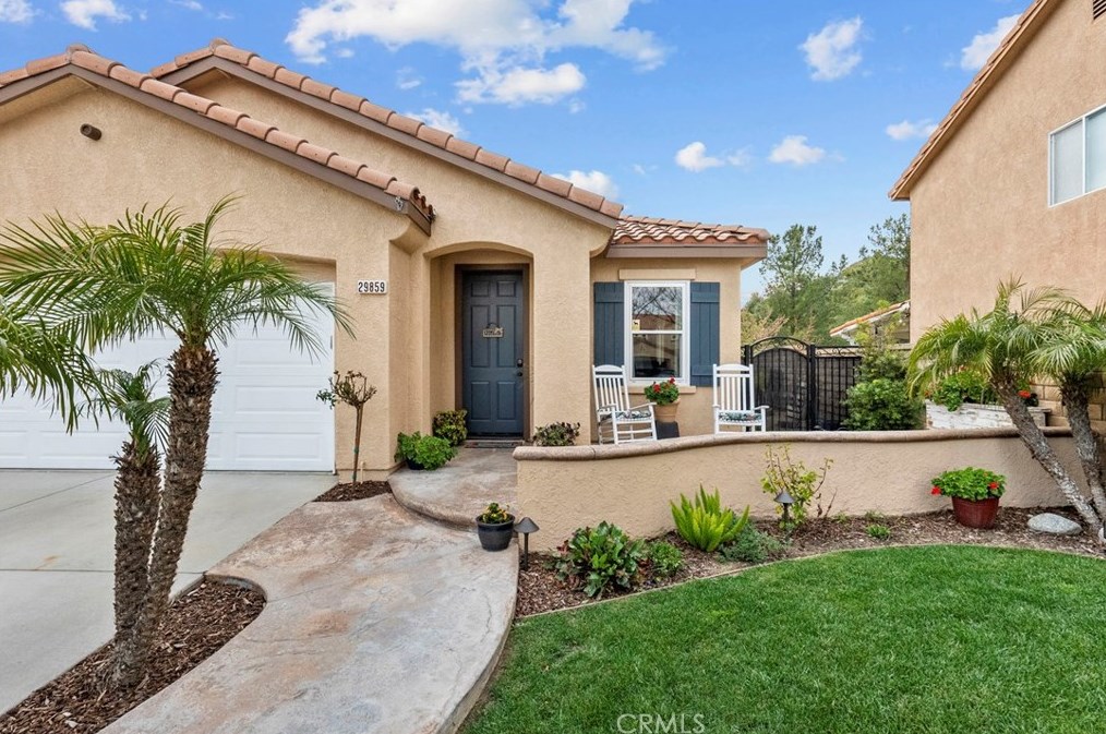 29859 Cashmere Pl, Santa Clarita CA  91384-4545 exterior