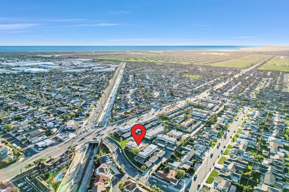 13966 Hammon Pl, Westminster CA  92683-3456 exterior