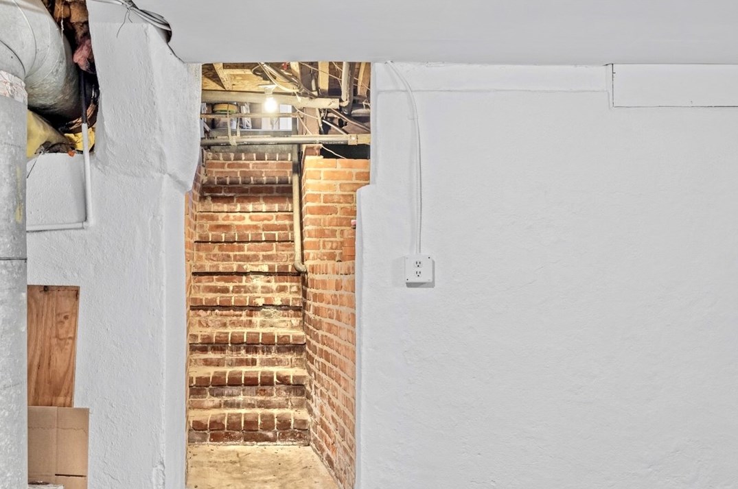 1516 Maple St, Glendale CA  91205-0023 exterior