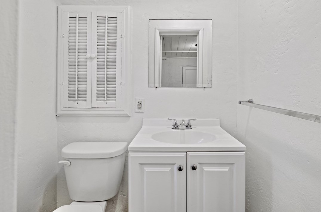 1516 Maple St, Glendale CA  91205-0023 exterior