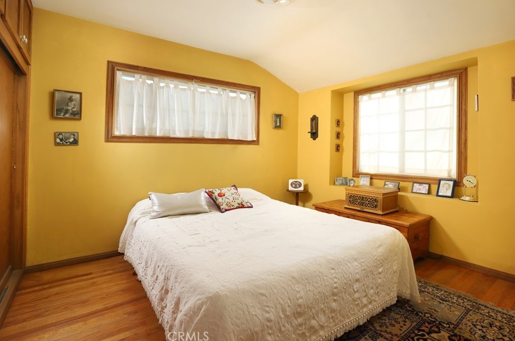 7640 Beeman Ave, North Hollywood CA  91605-2104 exterior