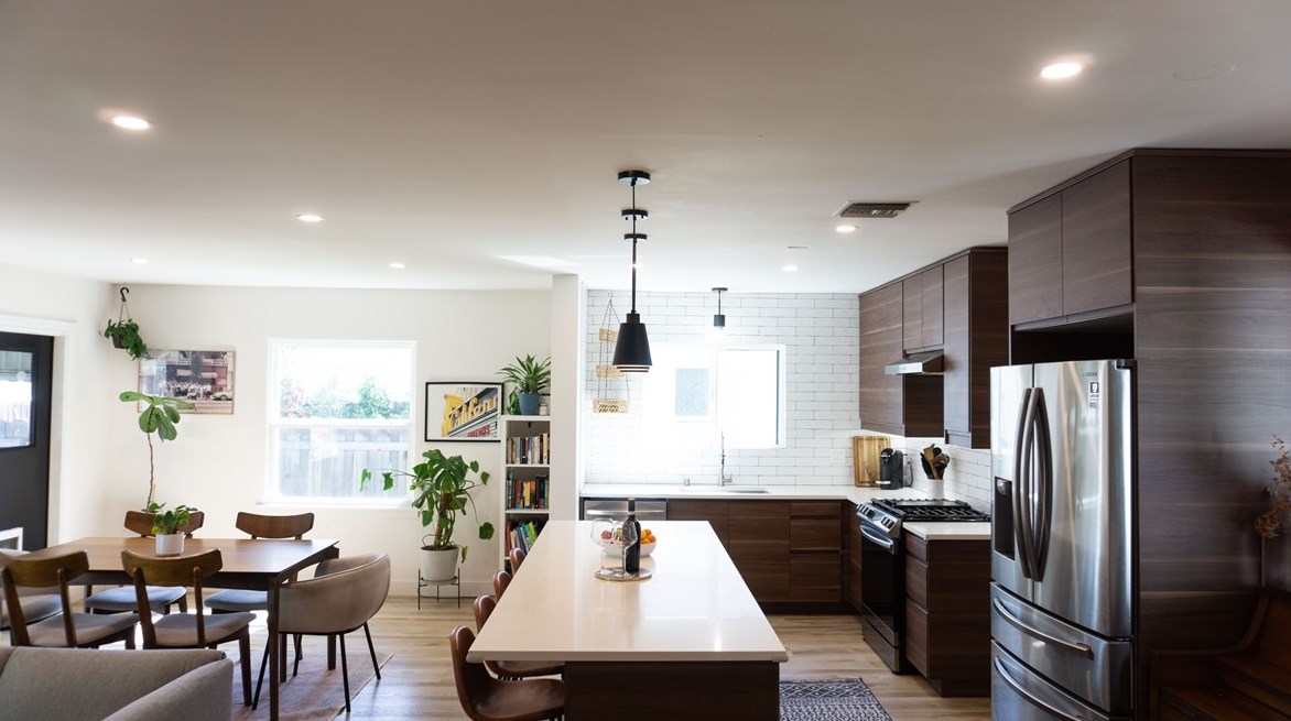 5660 Saloma Ave, Van Nuys CA  91411-3239 exterior