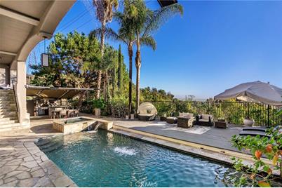 7218 Mulholland Drive, Los Angeles, CA 90068 - Photo 1