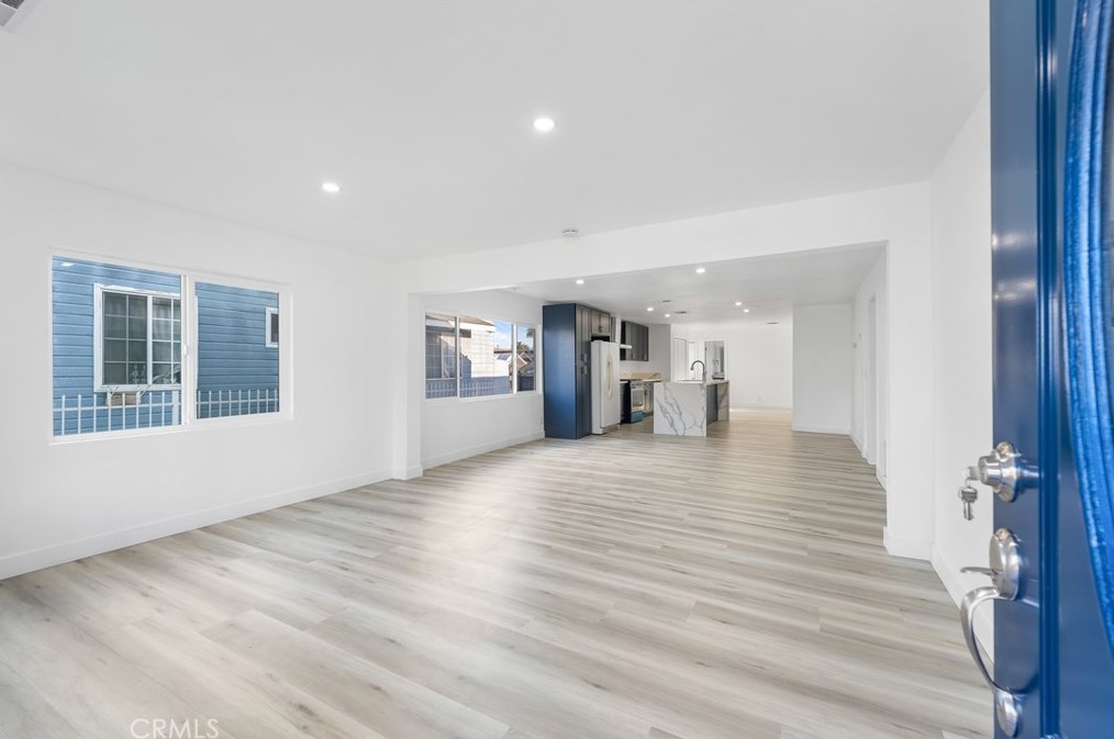 1328 49th St, Los Angeles CA  90011-4212 exterior