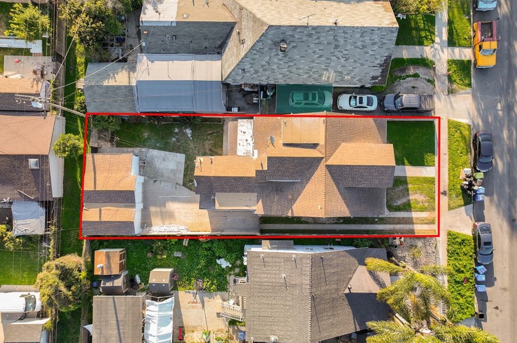 1328 49th St, Los Angeles CA  90011-4212 exterior
