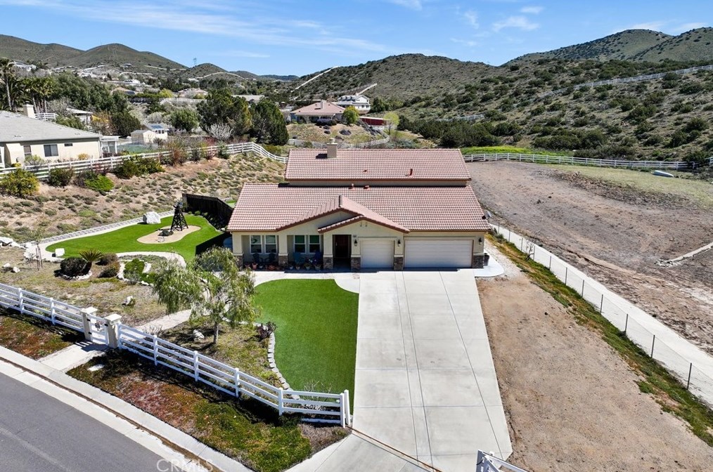 34042 Desert Rd, Acton CA  93510-1479 exterior