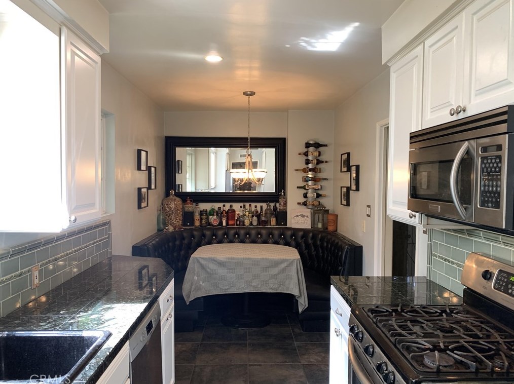 15714 Simonds St, San Fernando CA  91344-4346 exterior