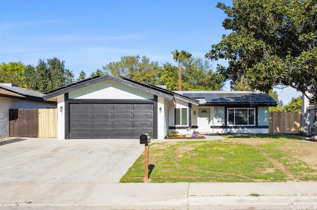 3008 Whitley Dr, Bakersfield CA  93309-5549 exterior