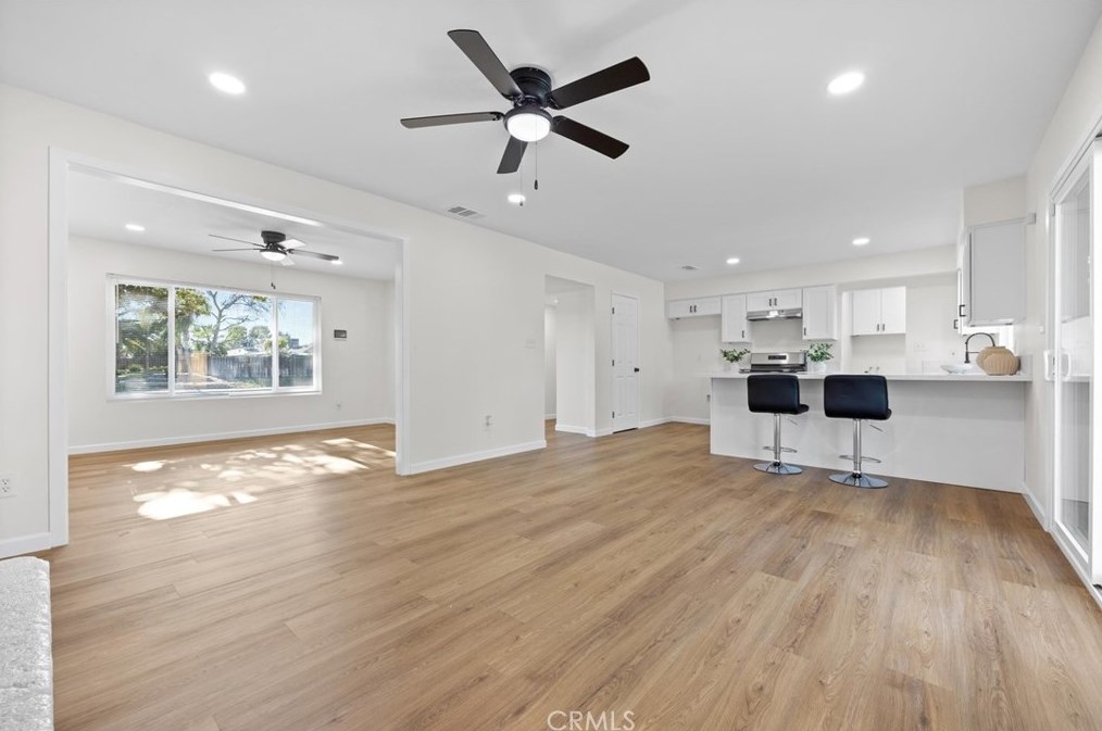 3008 Whitley Dr, Bakersfield CA  93309-5549 exterior