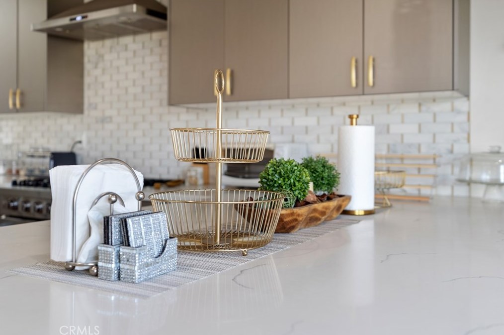 1506 111th St, Los Angeles CA  90044-1405 exterior