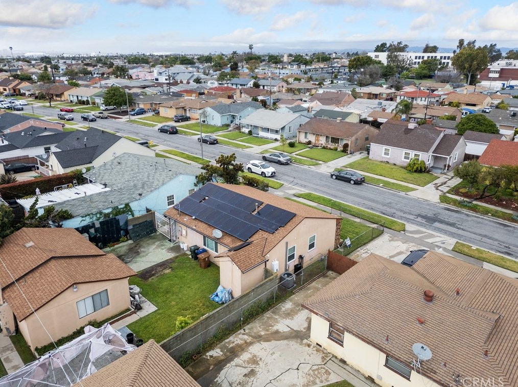 1506 111th St, Los Angeles CA  90044-1405 exterior