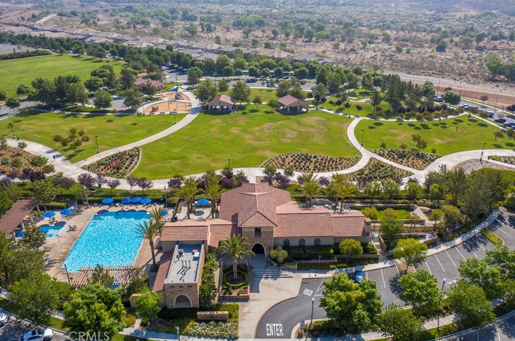 23860 Toscana Dr, Santa Clarita CA  91354-3015 exterior