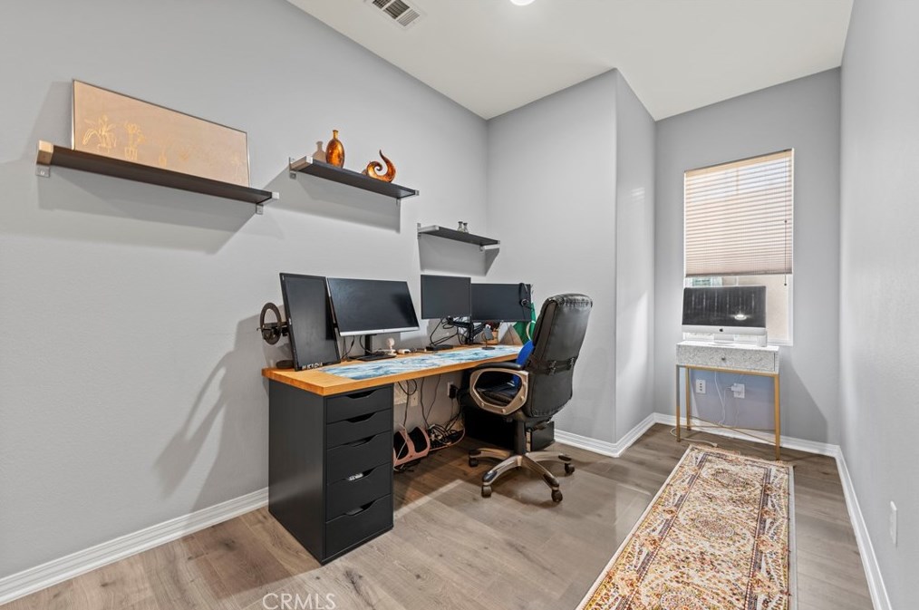 23860 Toscana Dr, Santa Clarita CA  91354-3015 exterior