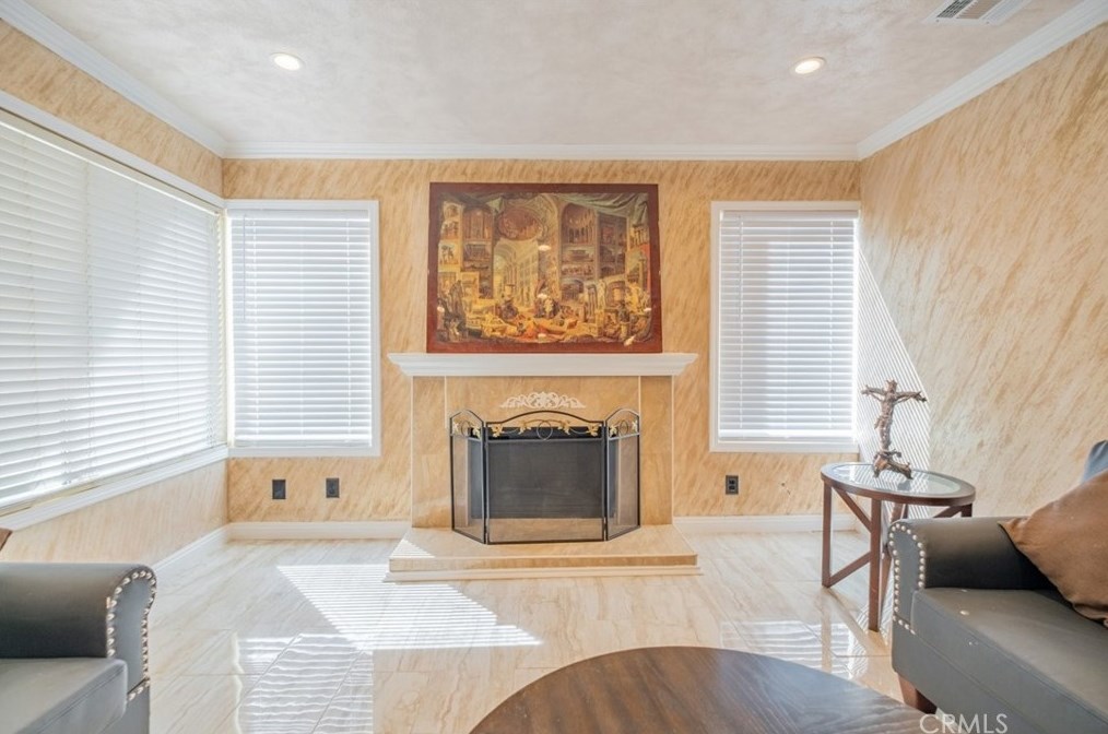 40532 Gorham Ln, Palmdale CA  93551-2526 exterior