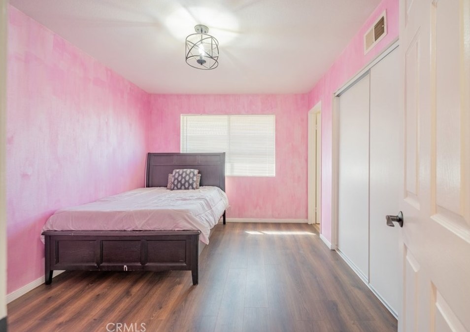 40532 Gorham Ln, Palmdale CA  93551-2526 exterior