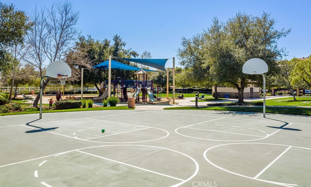24178 Joshua Dr, Santa Clarita CA  91354-1538 exterior