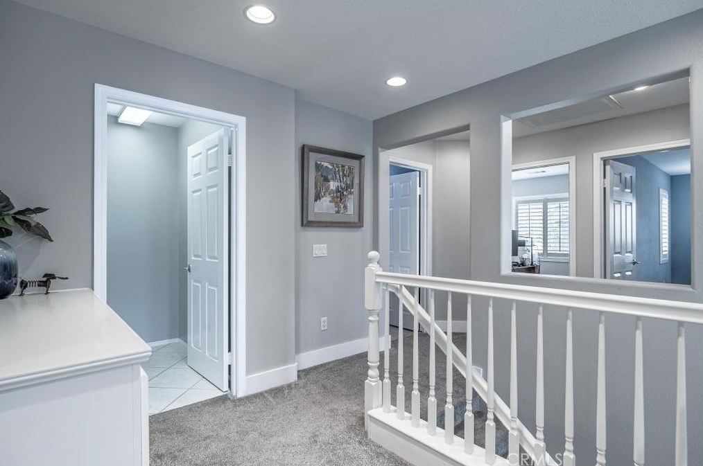 24178 Joshua Dr, Santa Clarita CA  91354-1538 exterior