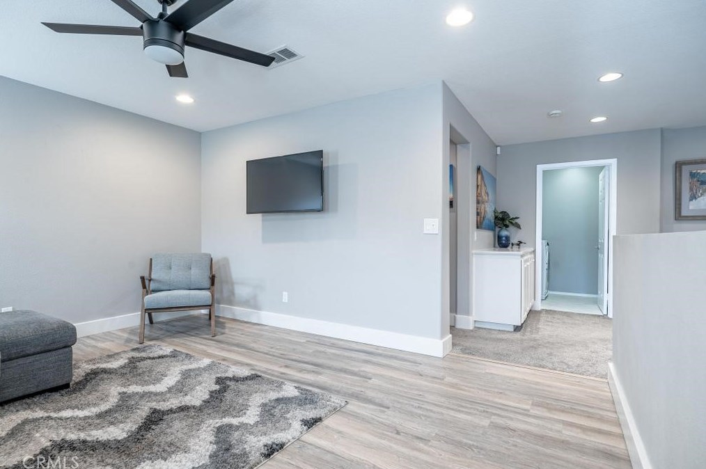 24178 Joshua Dr, Santa Clarita CA  91354-1538 exterior
