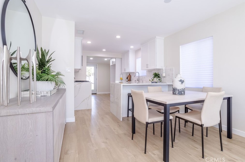 13991 Daventry St, Los Angeles CA  91331-3515 exterior