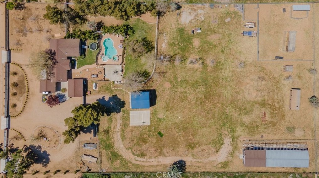 4039 Avenue, Palmdale CA  93552-0043 exterior