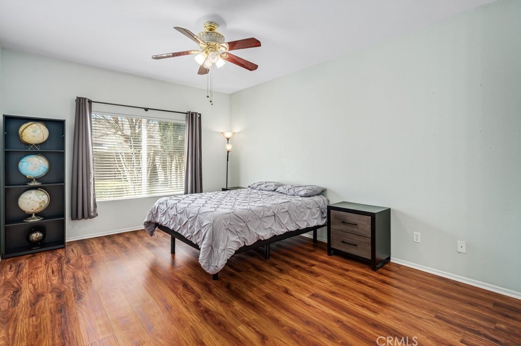 1752 Windermere Dr, Lancaster CA  93534-5316 exterior