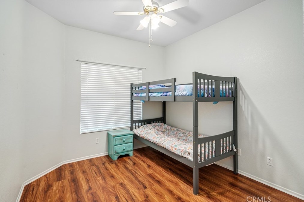 1752 Windermere Dr, Lancaster CA  93534-5316 exterior