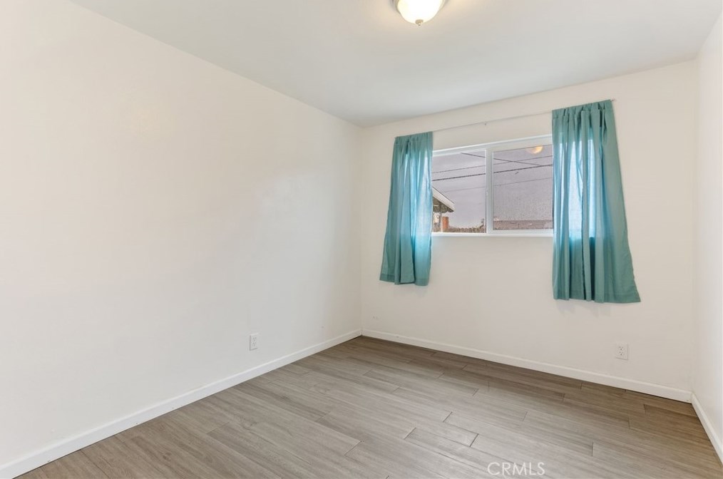 2804 Occidental St, Bakersfield CA  93305-2327 exterior