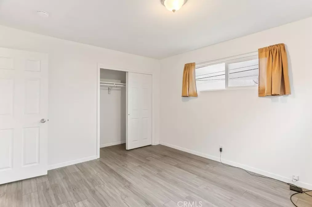 2804 Occidental St, Bakersfield CA  93305-2327 exterior