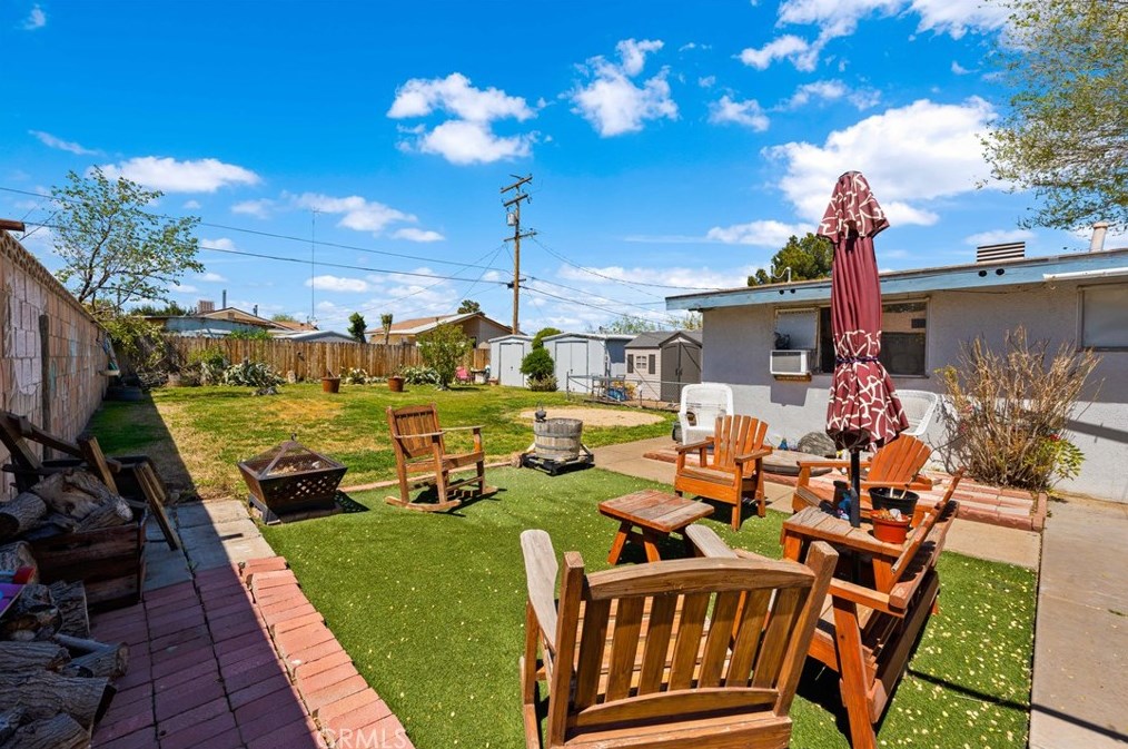 38457 Glenbush Ave, Palmdale CA  93550-4315 exterior