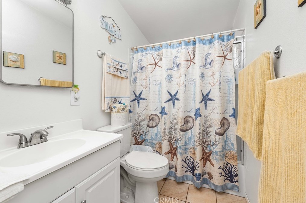 38457 Glenbush Ave, Palmdale CA  93550-4315 exterior