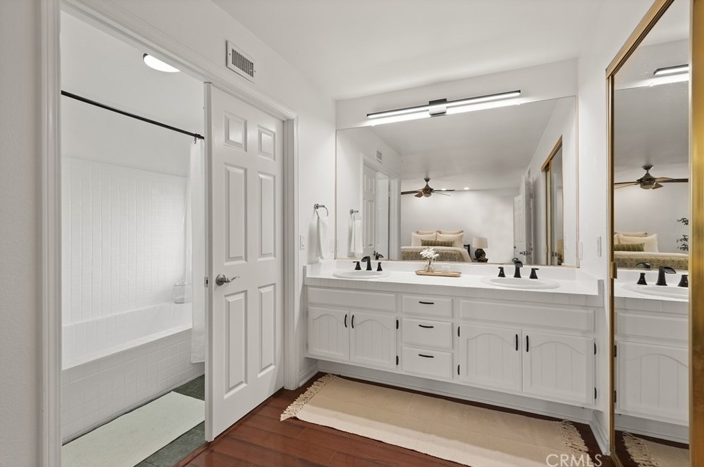 2906 Rob Ct, Thousand Oaks CA exterior