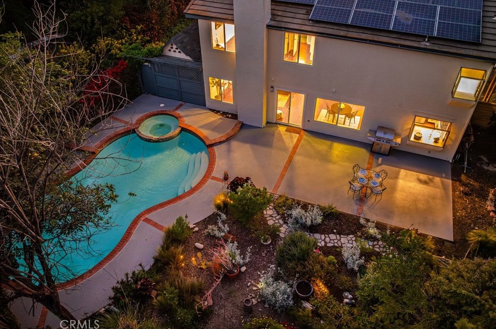 2906 Rob Ct, Thousand Oaks CA exterior