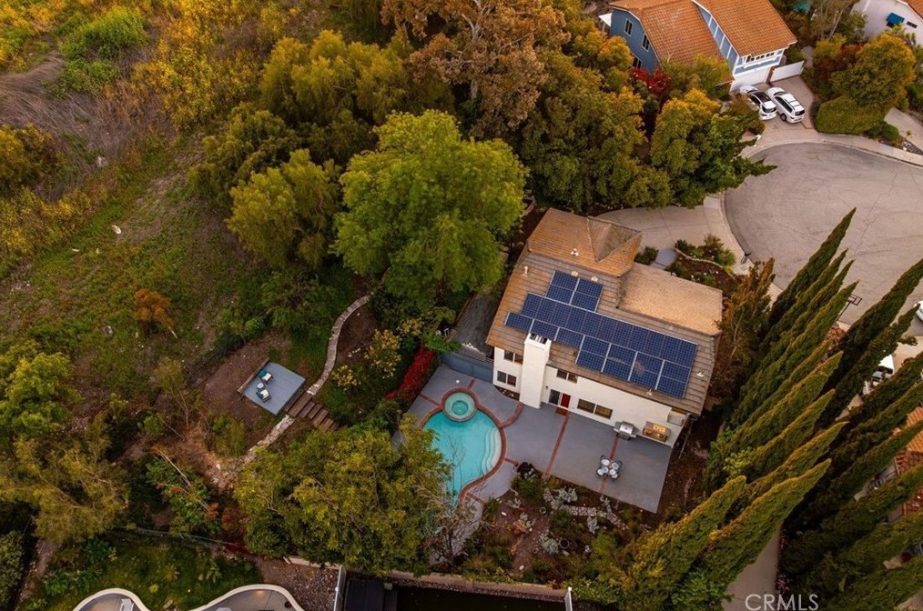 2906 Rob Ct, Thousand Oaks CA exterior