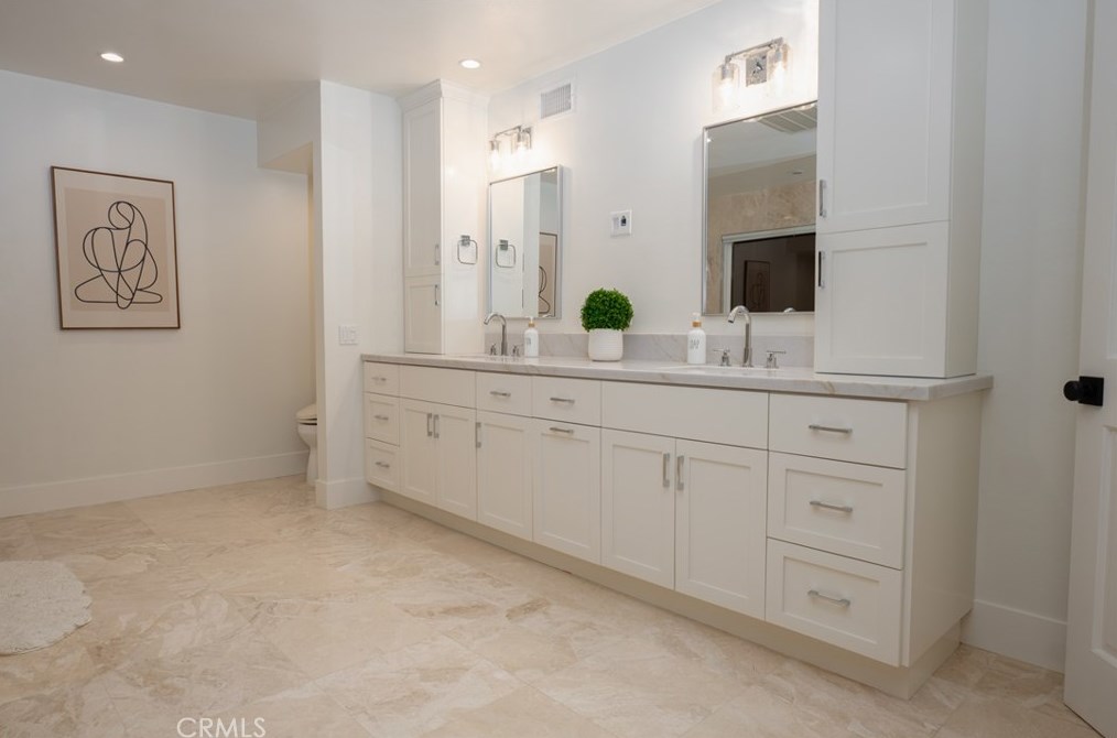 3563 Twin Lk Rdg, Thousand Oaks CA  91361-3928 exterior