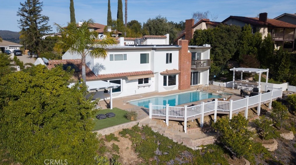 3563 Twin Lk Rdg, Thousand Oaks CA  91361-3928 exterior