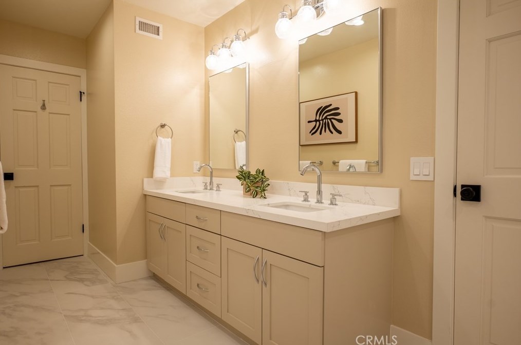 3563 Twin Lk Rdg, Thousand Oaks CA  91361-3928 exterior