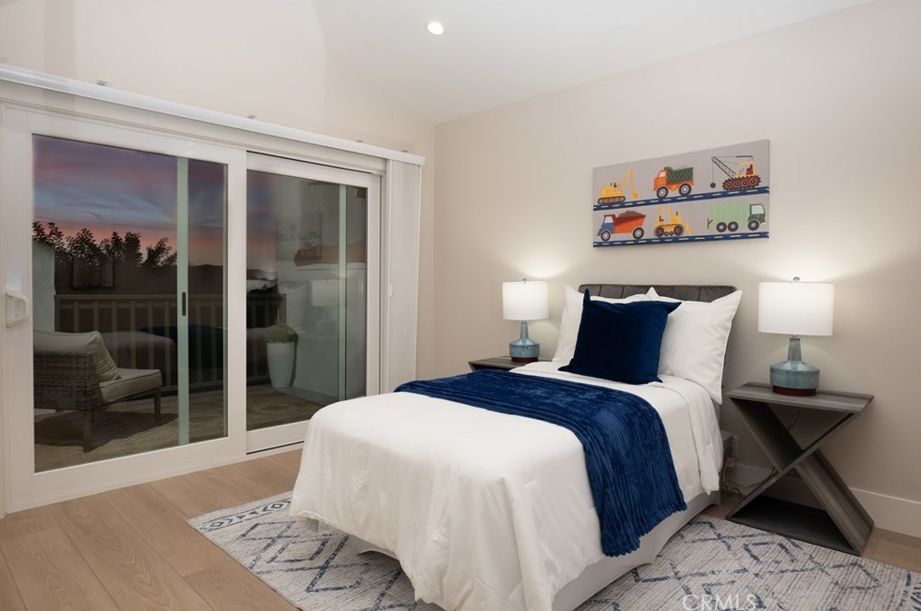 3563 Twin Lk Rdg, Thousand Oaks CA  91361-3928 exterior